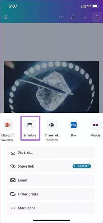 schedule-post-on-canva-mobile_7c4a12eb7455b3a1ce1ef1cadcf29289 كيفية جدولة منشورات وسائل التواصل الاجتماعي في Canva