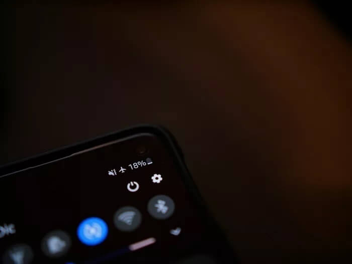 sten-ritterfeld-eFgjzZ0FeXs-unsplash_935adec67b324b146ff212ec4c69054f كيفية إيقاف تشغيل وضع الطيران تلقائيًا على نظام iOS
