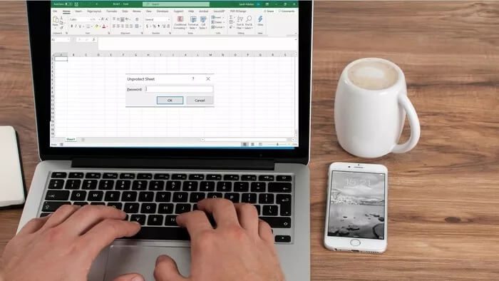 unprotect-excel-worksheet-and-workbook-feature-image_935adec67b324b146ff212ec4c69054f أفضل الطرق لإلغاء حماية ورقة عمل Microsoft Excel على Windows 10