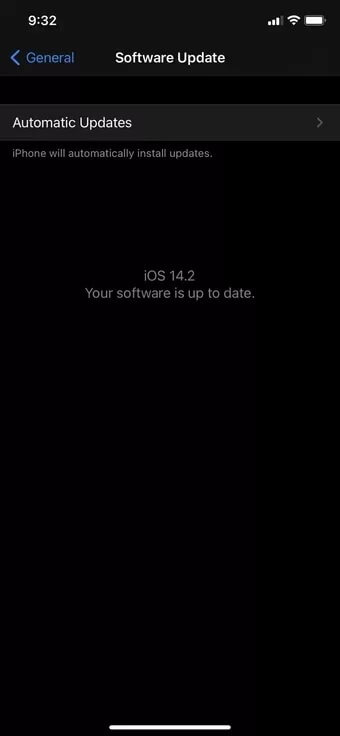 update-iphone_7c4a12eb7455b3a1ce1ef1cadcf29289 أفضل 6 طرق لإصلاح خلل درجة الحرارة الخاطئة في تطبيق طقس iPhone