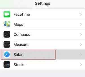 From-Settings-click-on-safari-300x270-1 كيفية تعطيل النوافذ المنبثقة في Safari على iPhone