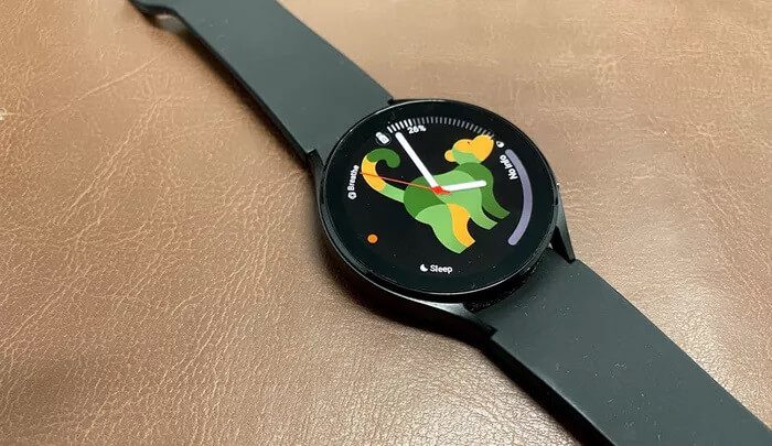 كيفية تخصيص واجهة الساعة على Samsung Galaxy Watch 4 - %categories