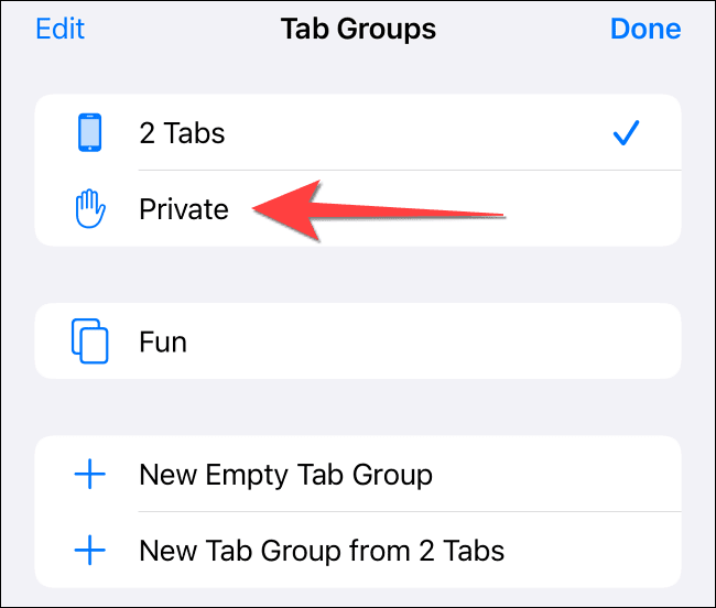 Select-private-from-the-tab-groups-drop-down 4 طرق لاستخدام التصفح الخاص في Safari على iPhone و iPad