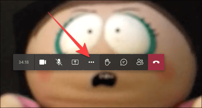 Select-the-ellipses-from-the-floating-bar-in-Microsoft-teams-web كيفية استخدام وضع Together في Microsoft Teams على الويب
