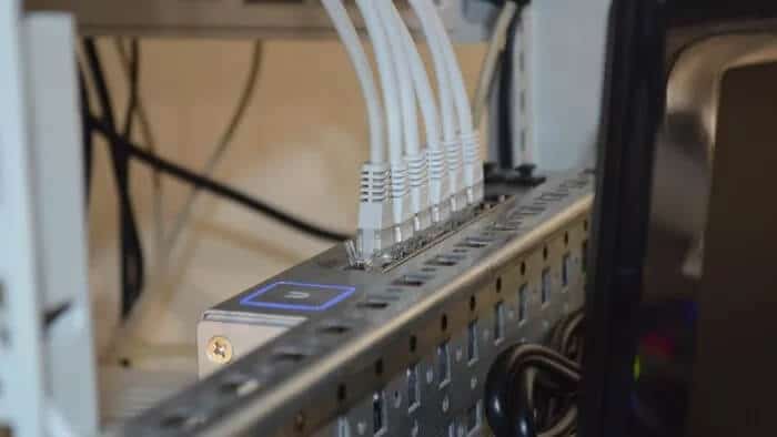 high-speed-internet-connection_935adec67b324b146ff212ec4c69054f 8 أفضل الطرق لإصلاح التأخر أثناء العروض التقديمية في Google Meet