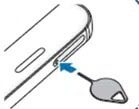insert-this-tool-inside-the-small-hole-present-at-3 كيفية إزالة بطاقة SIM من Google Pixel 3