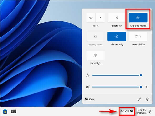 win11_airplane_quick_settings كيفية تشغيل وضع الطيران أو إيقاف تشغيله على Windows 11