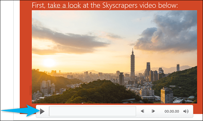 7-play-video كيفية إضافة فيديو إلى عرض تقديمي لـ Microsoft PowerPoint
