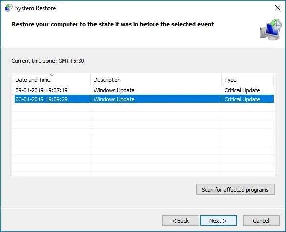 Click-Next-and-choose-the-desired-System-Restore-point-566x459 لماذا Windows 10 سيء ؟