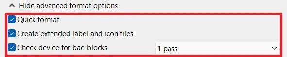 advanced-format-options-present-in-rufus-591x118 كيفية إنشاء محرك أقراص USB قابل للتشغيل بنظام Windows 11