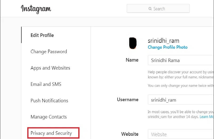 click-on-the-privacy-and-security كيف ترى آخر ظهور على Instagram