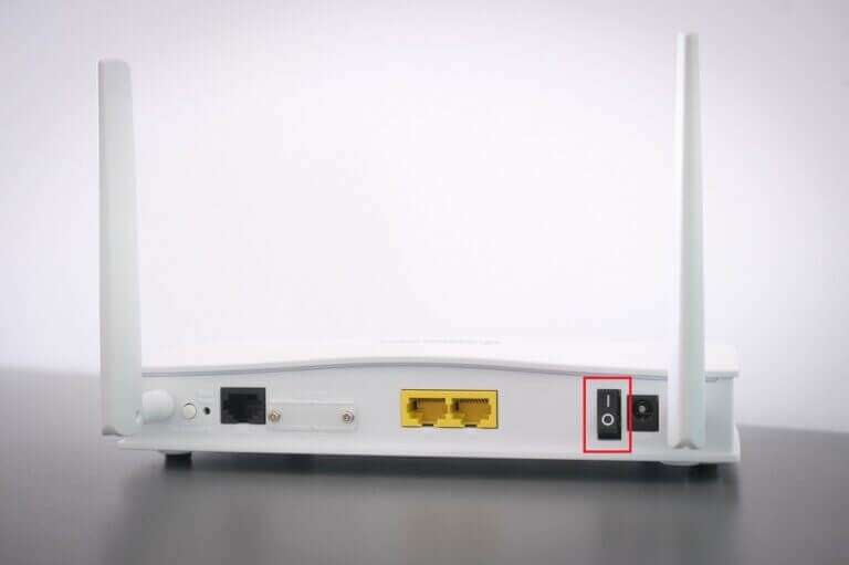Turn-off-your-Router-768x511-2-768x511 كيفية إصلاح خطأ Roblox 279