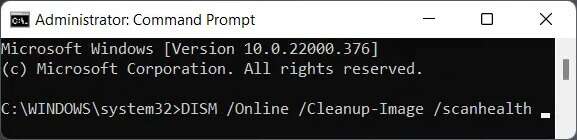 command-prompt-running-dism-tool-577x140 إصلاح خطأ الوصول غير الصحيح إلى موقع الذاكرة في Valorant