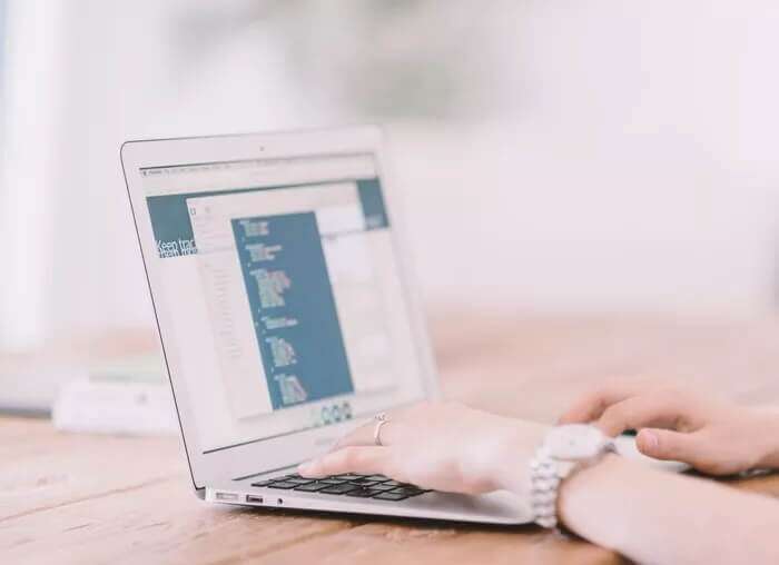 how-to-manage-bookmarks-feature-image_935adec67b324b146ff212ec4c69054f-700x508 كيفية إدارة الإشارات المرجعية في Microsoft Word