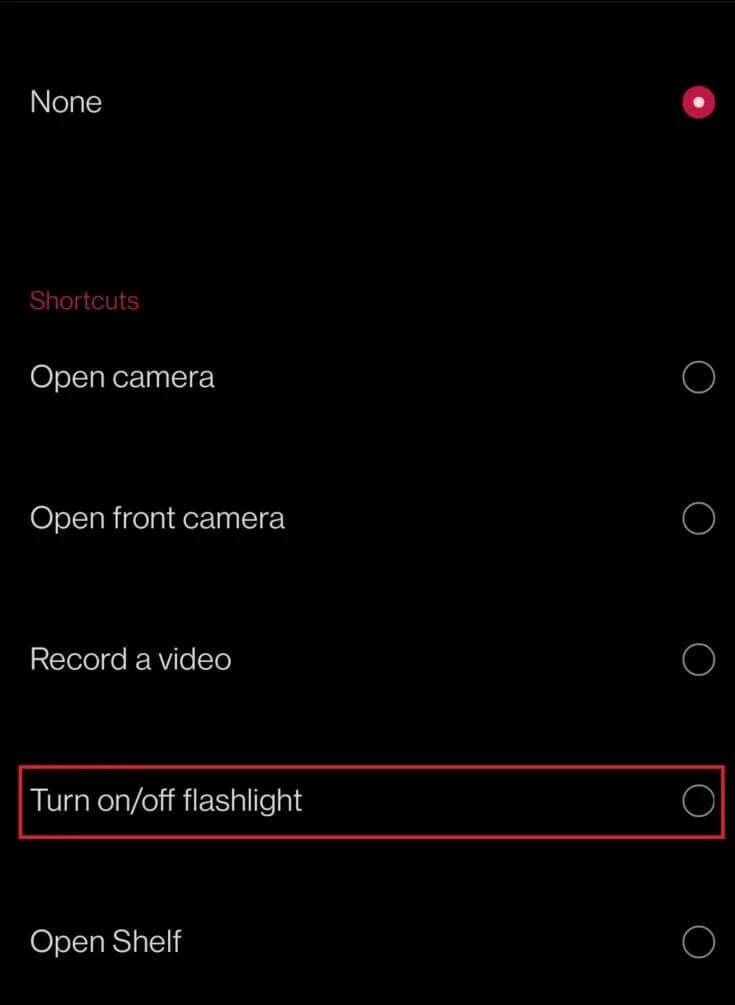 tap-the-option-turn-on-off-flashlight-735x1005-1-735x1005 كيفية تشغيل المصباح اليدوي على الهاتف