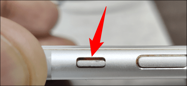 2-iphone-silent-mode-enabled1 كيفية إيقاف تشغيل صوت الكاميرا على iPhone