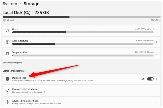 Click-Storage-Sense كيفية تحرير مساحة في Windows 11