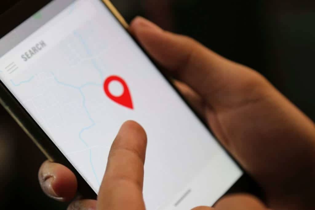 Top-10-Apps-to-track-a-cell-phone-location-1024x683-1 أفضل 20 تطبيق لتتبع الهاتف المحمول
