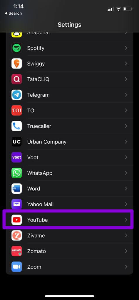 YouTube-on-iPhone أفضل 8 طرق لإصلاح مشكلة "حدث خطأ ما" على YouTube لأجهزة iPhone