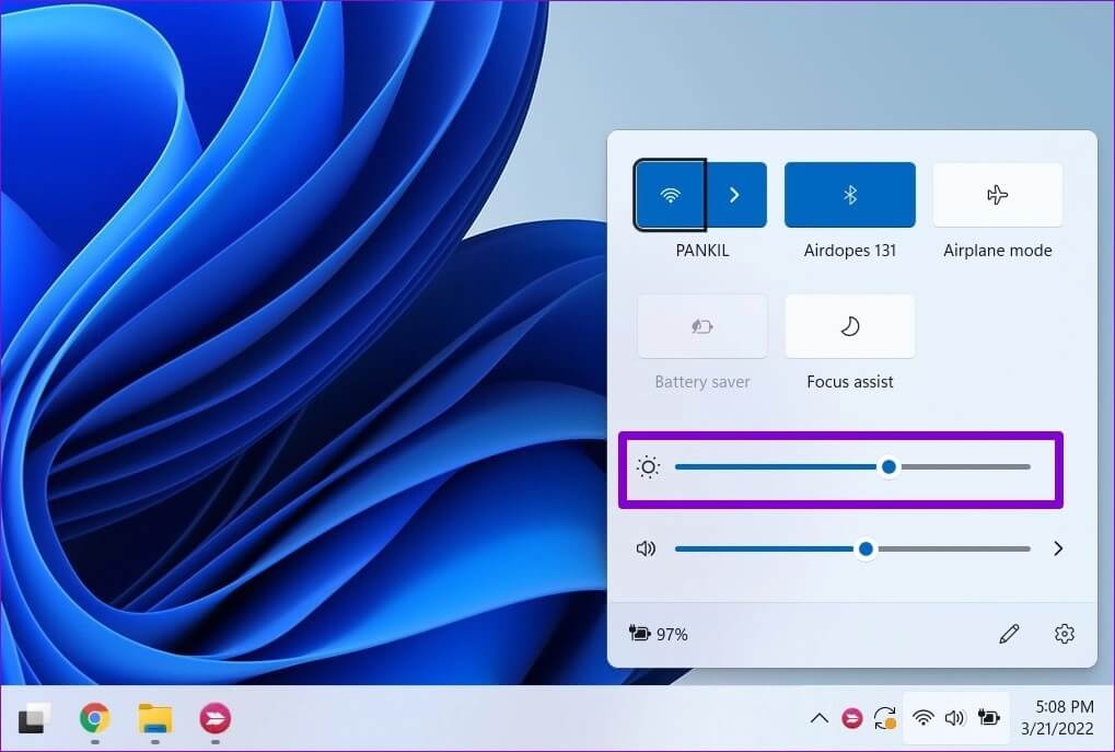 Adjust-Screen-Brightness-on-Windows-11 أفضل 7 طرق لإصلاح عدم عمل السطوع على أجهزة الكمبيوتر المحمولة التي تعمل بنظام Windows 11