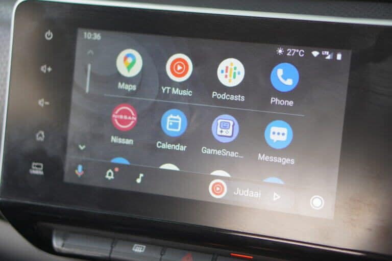 Android Auto مقابل Apple CarPlay: أيهما أفضل ولماذا - %categories
