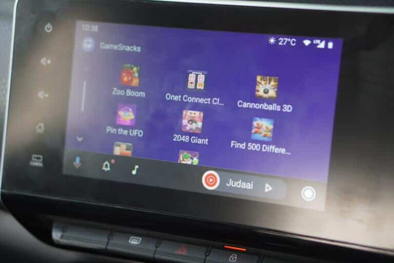 Android Auto مقابل Apple CarPlay: أيهما أفضل ولماذا - %categories