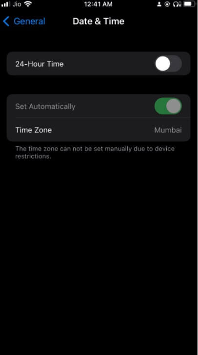 Toggle-and-double-check-that-youre-in-the-right-time-zone-automatically إصلاح خطأ فشل التحقق عند الاتصال بخادم معرف Apple