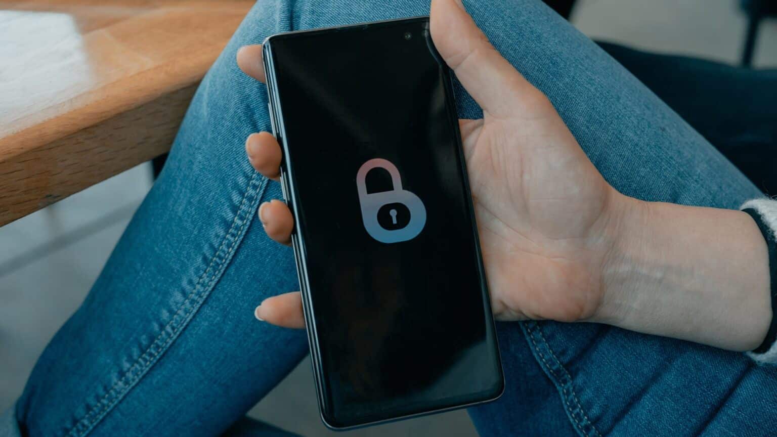 block-apps-from-accessing-internet-on-android-1536x864-1 أفضل طريقتين لمنع التطبيقات من الوصول إلى الإنترنت على Android