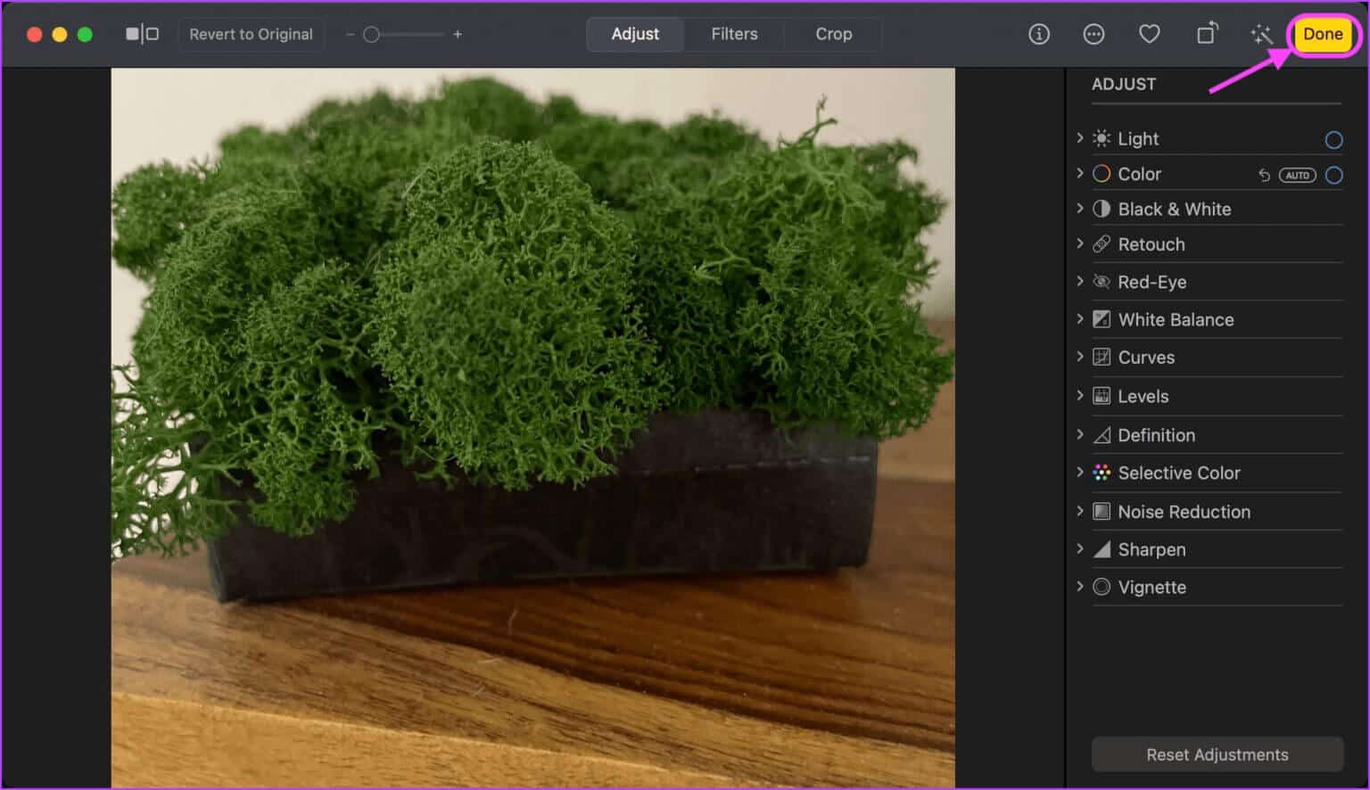 Adjust-Color-and-White-Balance-Reduce-Noise-and-More-4-1536x886-1 كيفية تحرير الصور باستخدام تطبيق الصور على جهاز Mac
