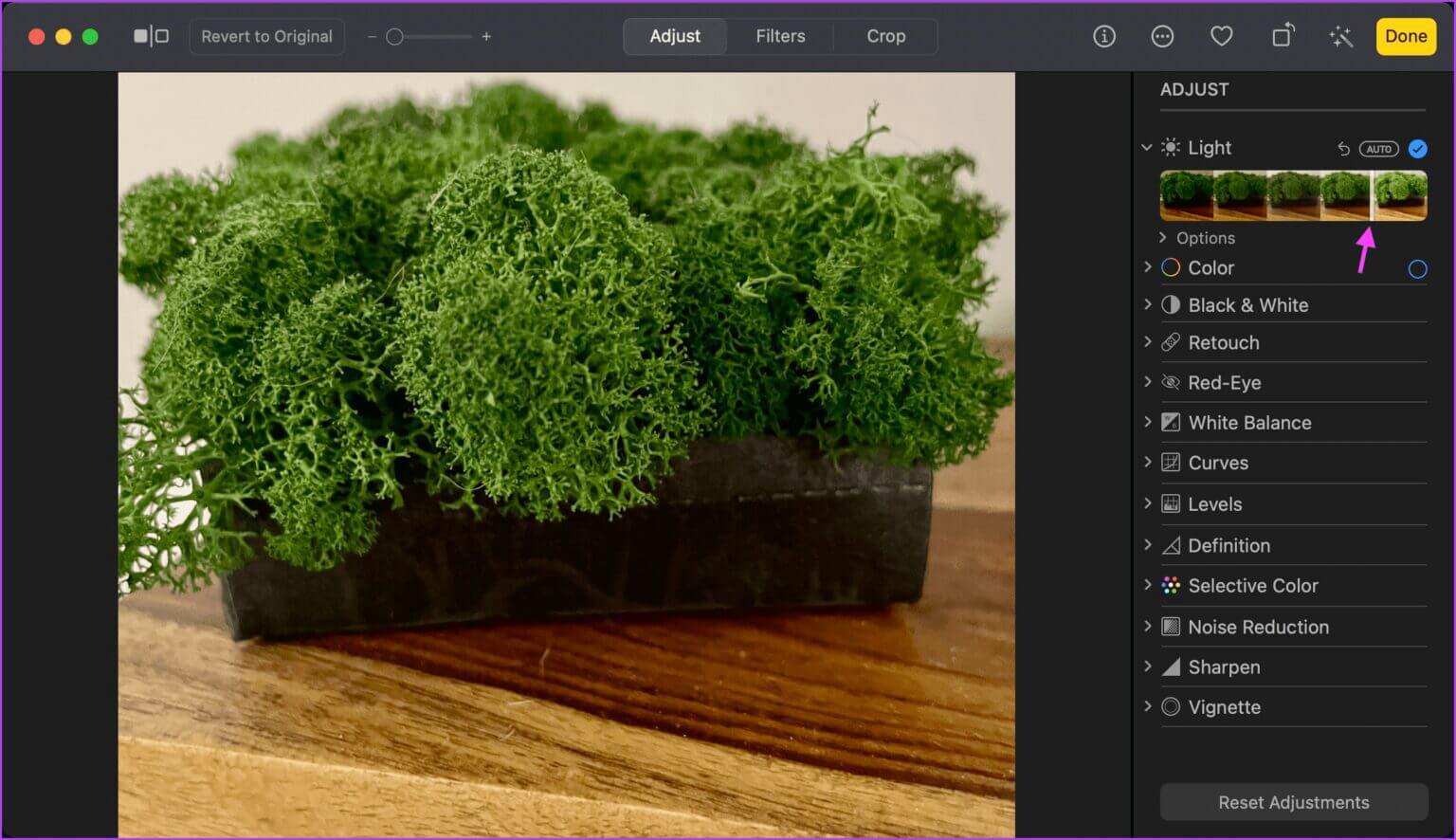 Adjust-Lighting-and-Exposure-2-1536x886-1 كيفية تحرير الصور باستخدام تطبيق الصور على جهاز Mac
