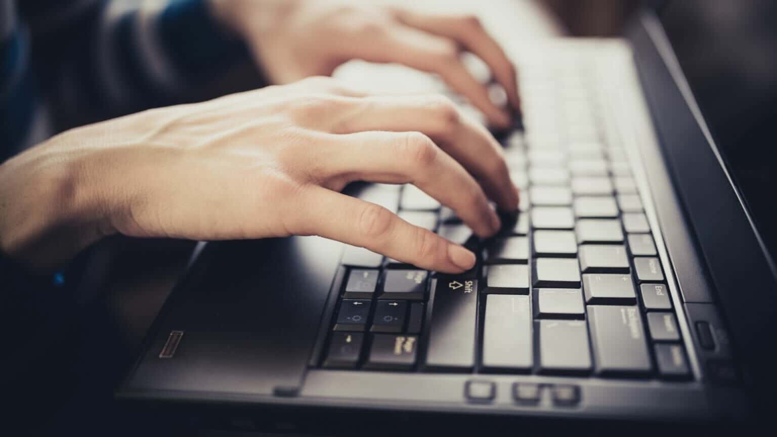 Top-Ways-to-Fix-Keyboard-Lag-on-Windows-11-1536x864-1 أفضل 8 طرق لإصلاح تأخر لوحة المفاتيح على Windows 11