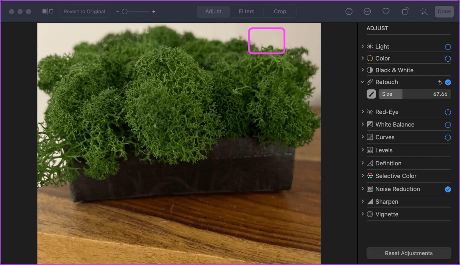 Use-the-Retouch-Tool-to-Remove-Unwanted-Objects-4-1536x886-1 كيفية تحرير الصور باستخدام تطبيق الصور على جهاز Mac