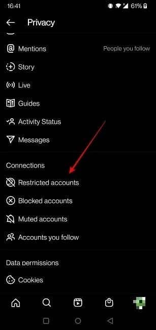 comments-instagram-mobile-restricted-accounts كيفية إدارة التعليقات على Instagram