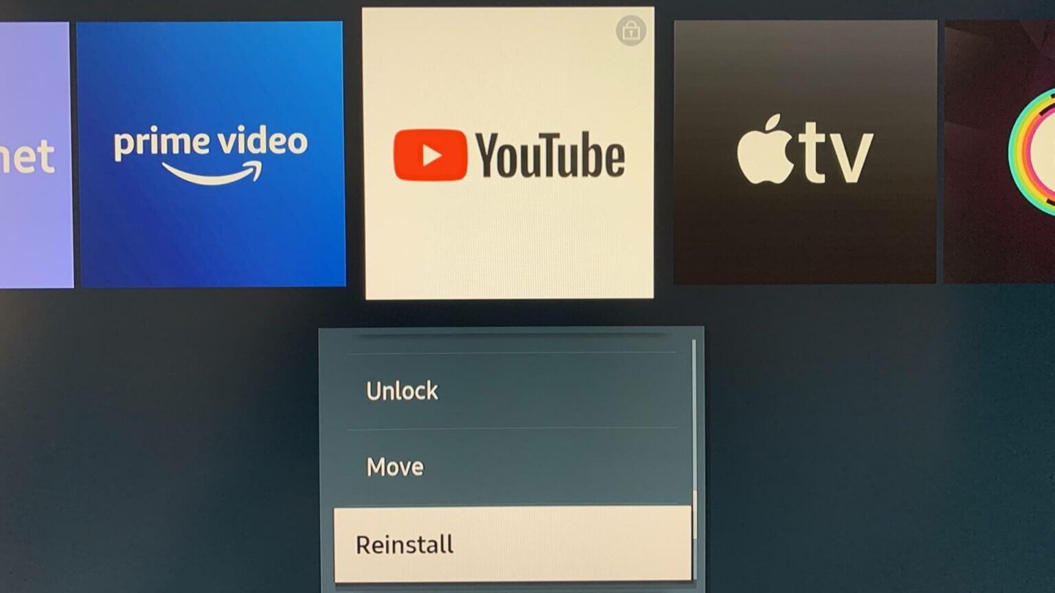 reinstall-youtube-on-samsung-tv-1536x864-1-1536x864 طرق إصلاح عدم عمل YouTube على تلفزيون Samsung