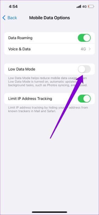Turn-Off-Low-Data-Mode-on-Mobile-Data-1-474x1024-1-324x700 أفضل 8 طرق لإصلاح عدم عمل خدمات الموقع على iPhone