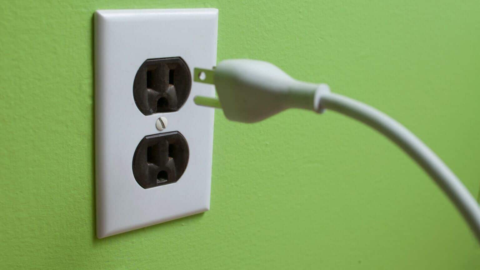check-power-outlet-fix-ipad-not-charging-1536x864-1-1536x864 أفضل 8 طرق لإصلاح عدم شحن Apple iPad