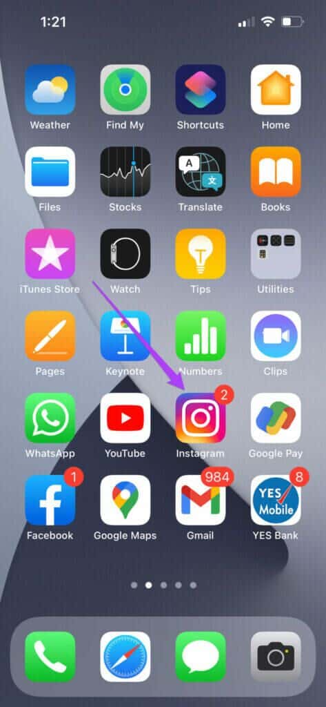 open-instagram-app-on-iphone-473x1024-1-473x1024 كيفية إخفاء الإعجابات وعرض الحسابات على Instagram