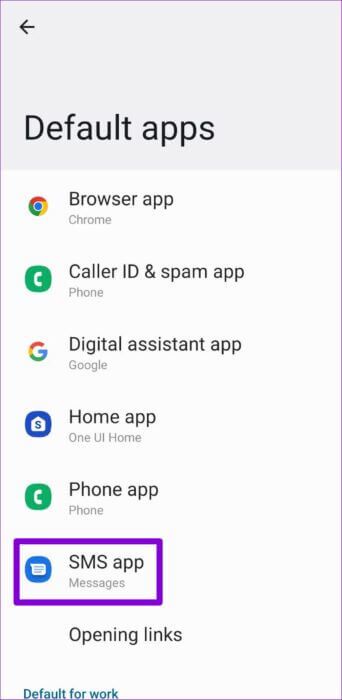 Default-SMS-App-on-Phone-500x1024-1-342x700 إصلاح استمرار تطبيق رسائل Samsung في التوقف