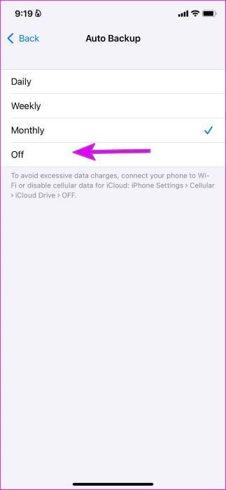 disable-auto-backup-whatsapp-on-iPhone-323x700 كيفية حذف WhatsApp Backup من iCloud Storage على iPhone
