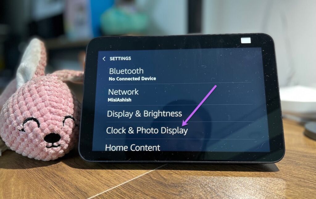 كيفية عرض صورك على Amazon Echo Show 8 (الجيل الثاني) أحلى هاوم