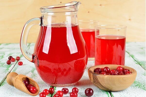 9 علاجات منزلية للمساعدة في مكافحة عدوى الكلى - urinary-tract-health cranberry juice helps in kidney infection 600x400 - 9 علاجات منزلية للمساعدة في مكافحة عدوى الكلى