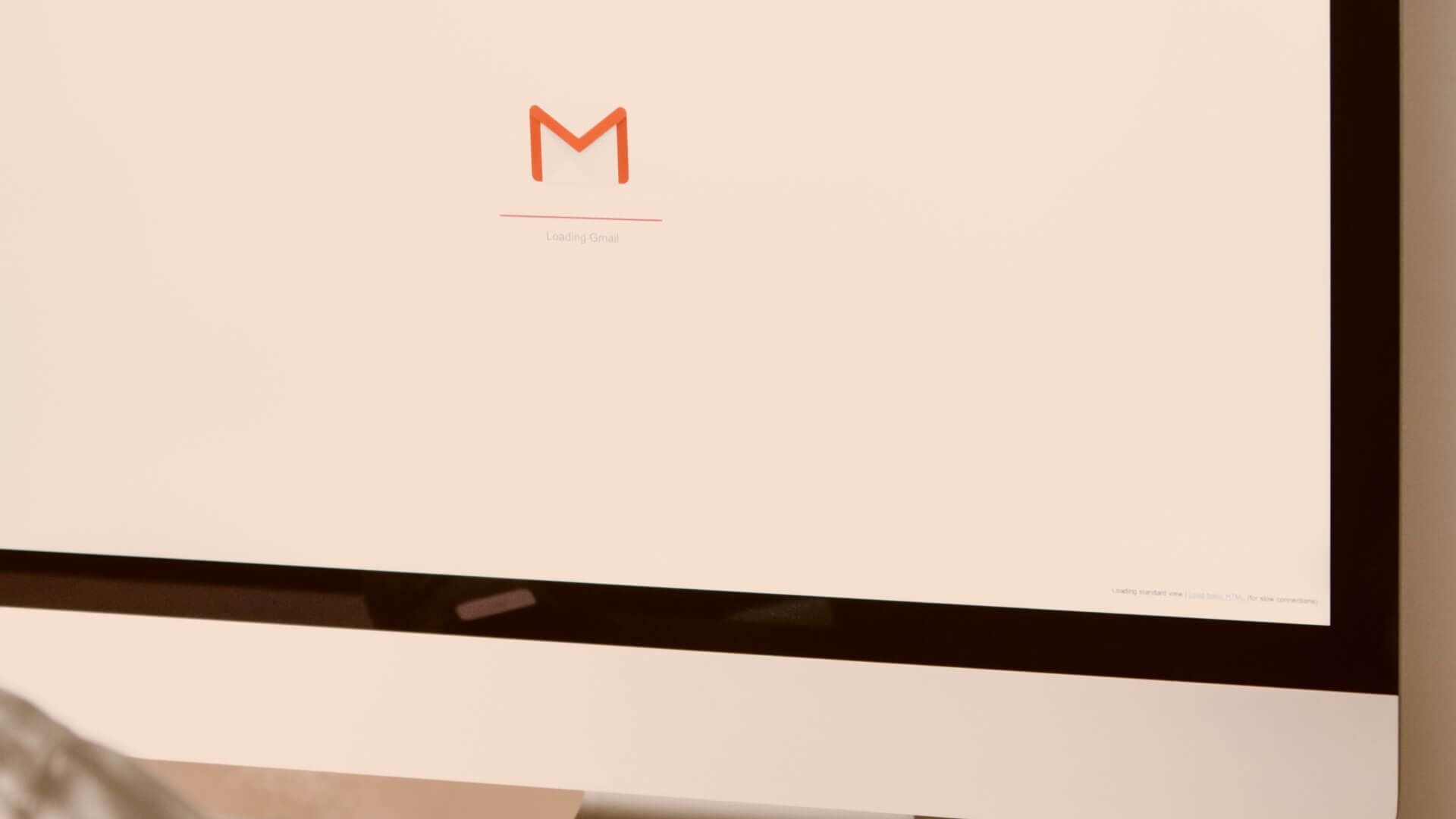 loading-gmail-1920x1080 متى يجب عليك استخدام ميزة Gmail بلا إنترنت وكيفية استخدامه