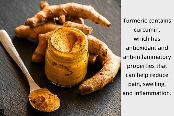 10 علاجات منزلية لانحسار اللثة - oral-health relieve pain with turmeric paste for receding gums 600x400 - 10 علاجات منزلية لانحسار اللثة