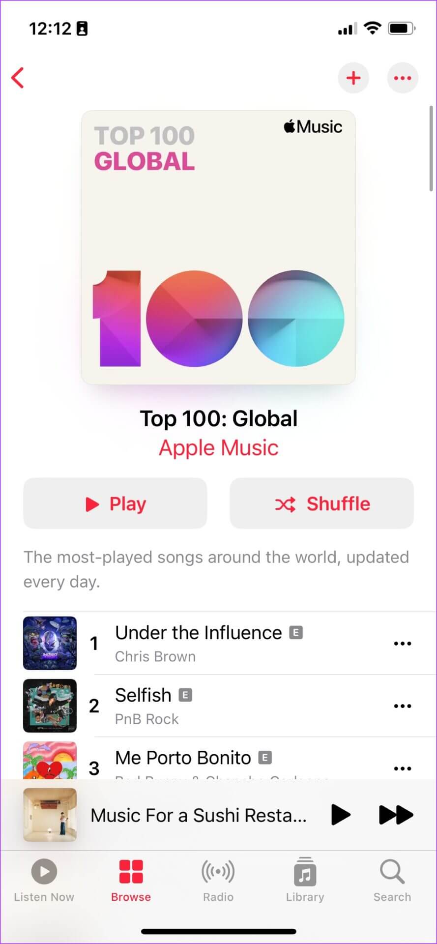 Apple-Top-100-Playlist-1-889x1920 مقارنة Apple Music مقابل Spotify: ما هو تطبيق بث الموسيقى الذي سيتم استخدامه في 2025