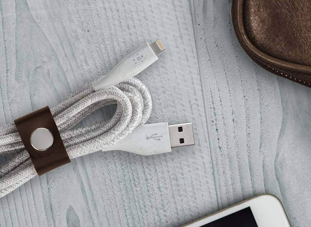 Best-Lightning-Cables-for-Apple-Belkin-DuraTek_8dadce3c69543eb791cf840281e83aa9-1000x730 أفضل 10 طرق لإصلاح عدم قراءة Apple CarPlay للرسائل النصية