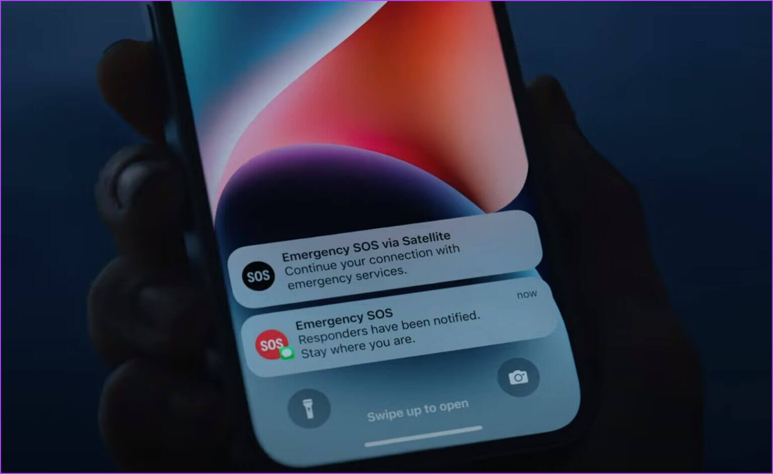 Communication-with-Emergency-Services-1536x941-1-1536x941 ما هو اتصال الطوارئ SOS عبر الأقمار الصناعية على iPhone 14 وكيف يعمل