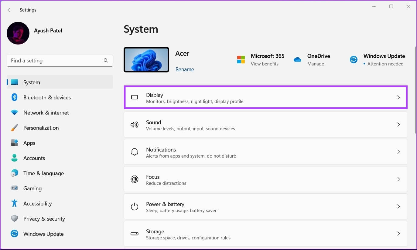 Open-Display-Settings-1373x825 كيفية تعيين وحدة معالجة الرسوميات GPU المفضلة للتطبيقات والألعاب على Windows 11