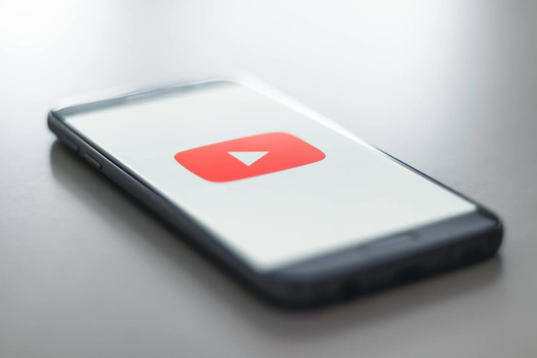 أفضل 7 طرق لإصلاح تباطؤ تطبيق YouTube على Android و iPhone - %categories