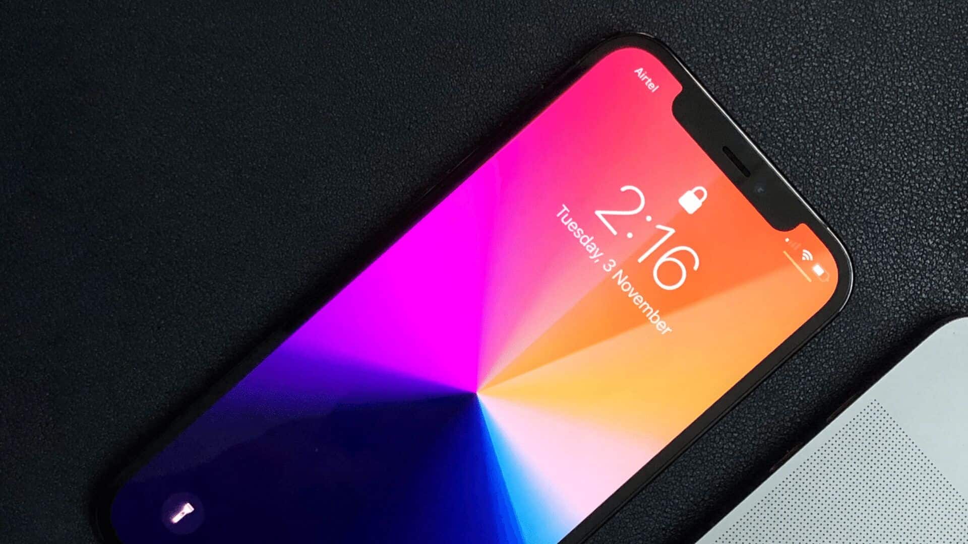 clean-iPhone-notch-2-1920x1080 أفضل 6 طرق لإصلاح عدم عمل Face ID في الوضع الأفقي على iPhone