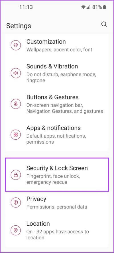 Tap-on-security-and-lock-screen-400x888 كيفية إضافة معلومات الطوارئ والوصول إليها على Android